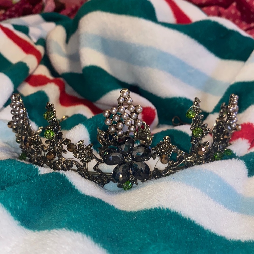NWT Handcrafted Enchanted Forest Tiara